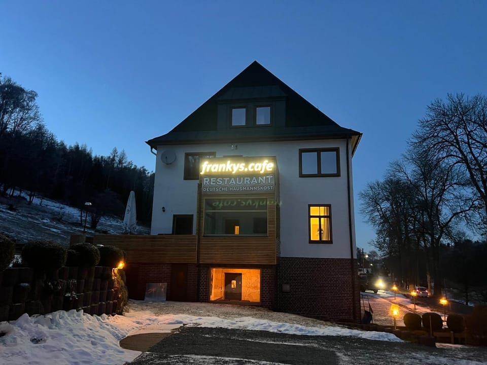 Property building, Winter