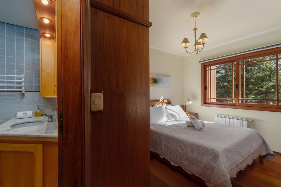 Edifício Plaza Mayor 2 dorm Achei Gramado Apartment in Gramado