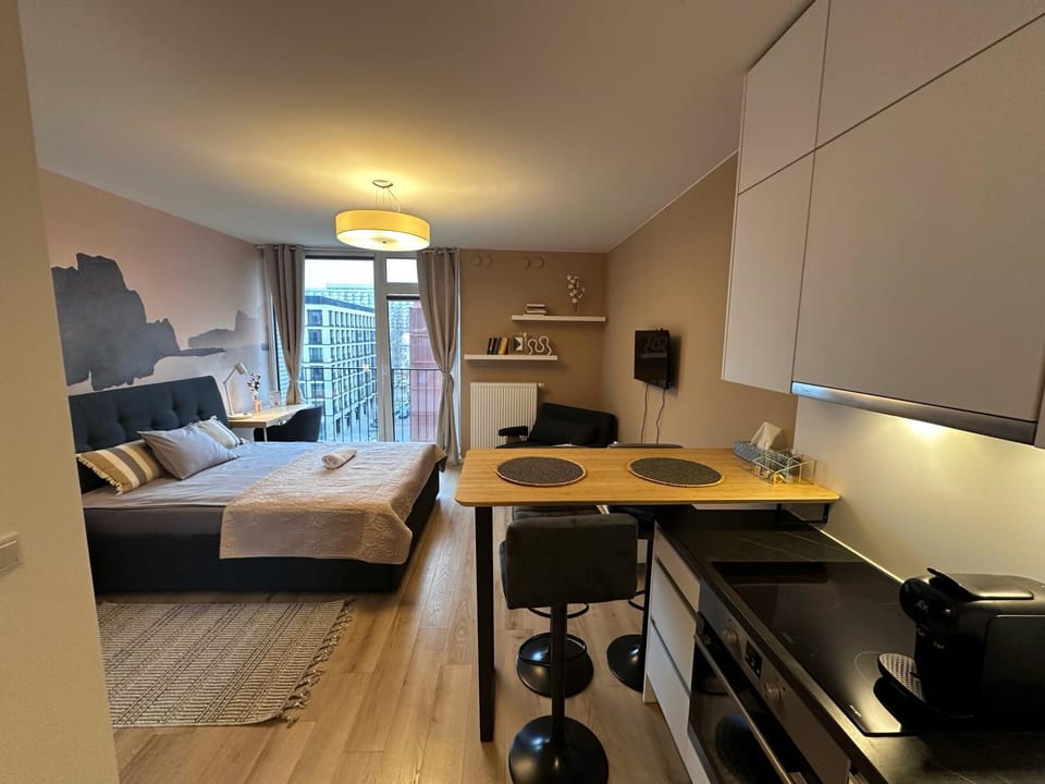 Bed, View (from property/room), Kitchen or kitchenette, Photo of the whole room, pet friendly, kitchen