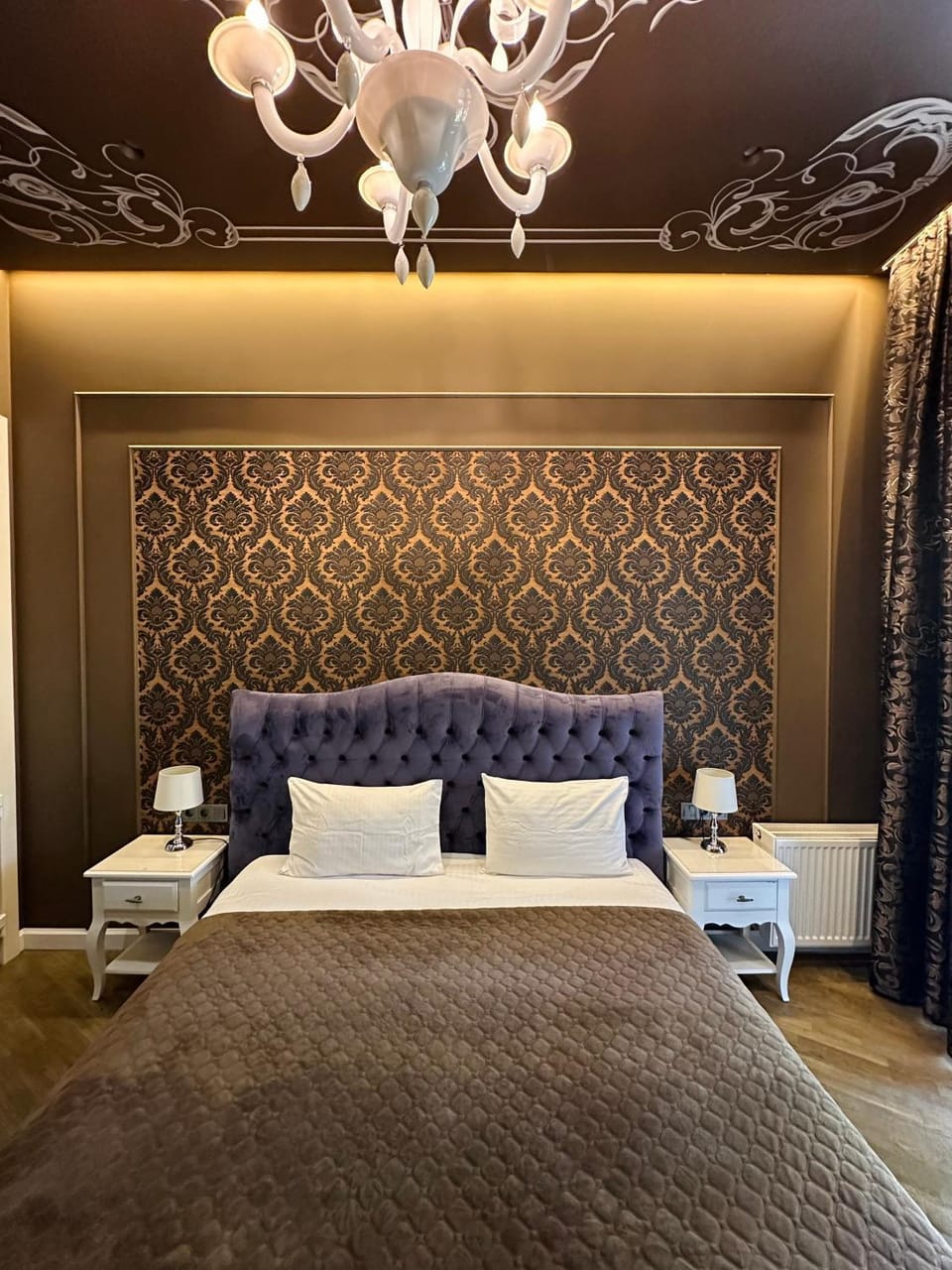 Готель Бутік на Кобилянській Мон Арт Hotel in Ukraine