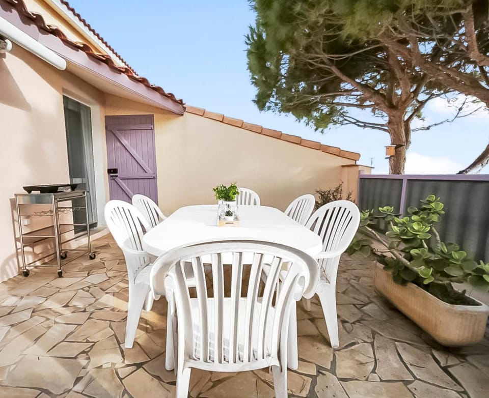 Appartement confortable avec parking et terrasse Apartment in Leucate