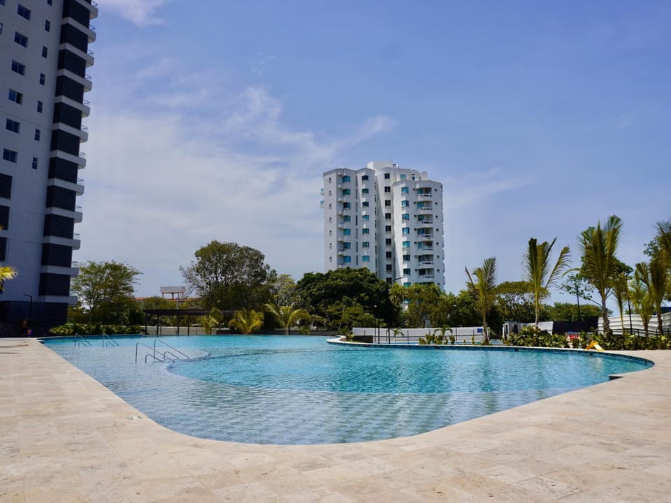 Pool view, Swimming pool