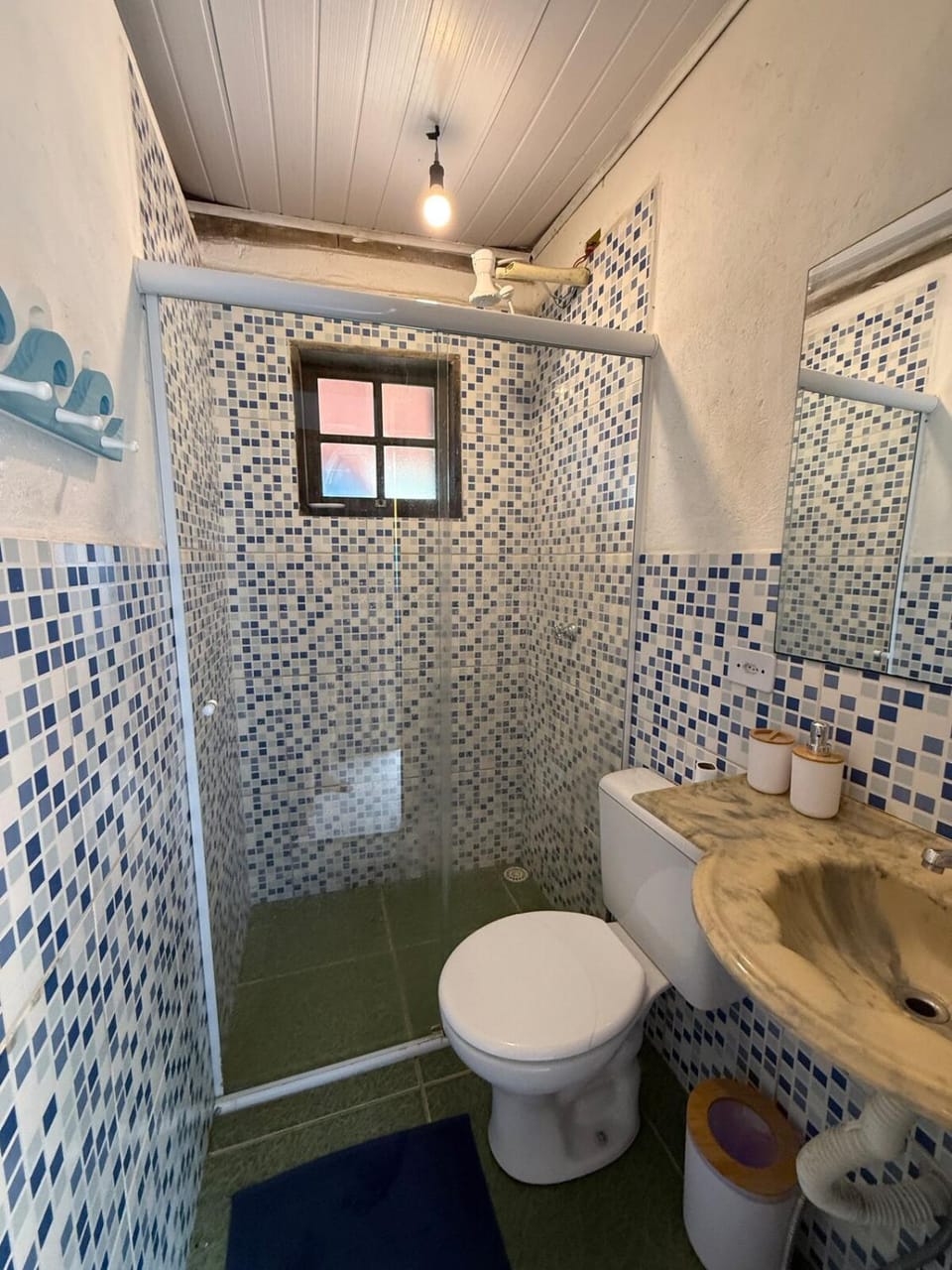 Charming Chalet Village Historic Center House in Ilhabela