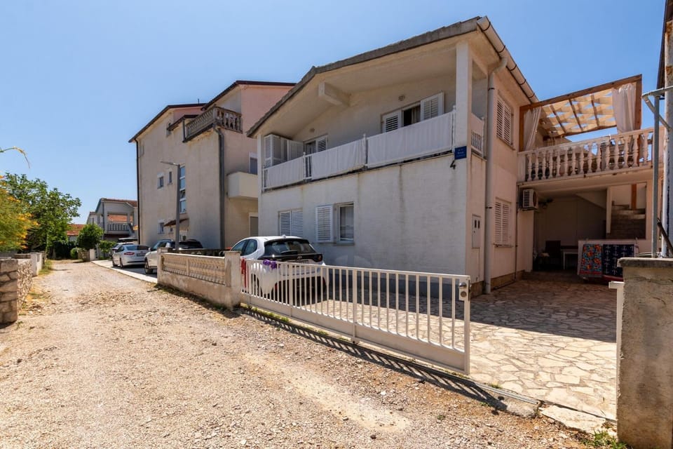 Property building, Other