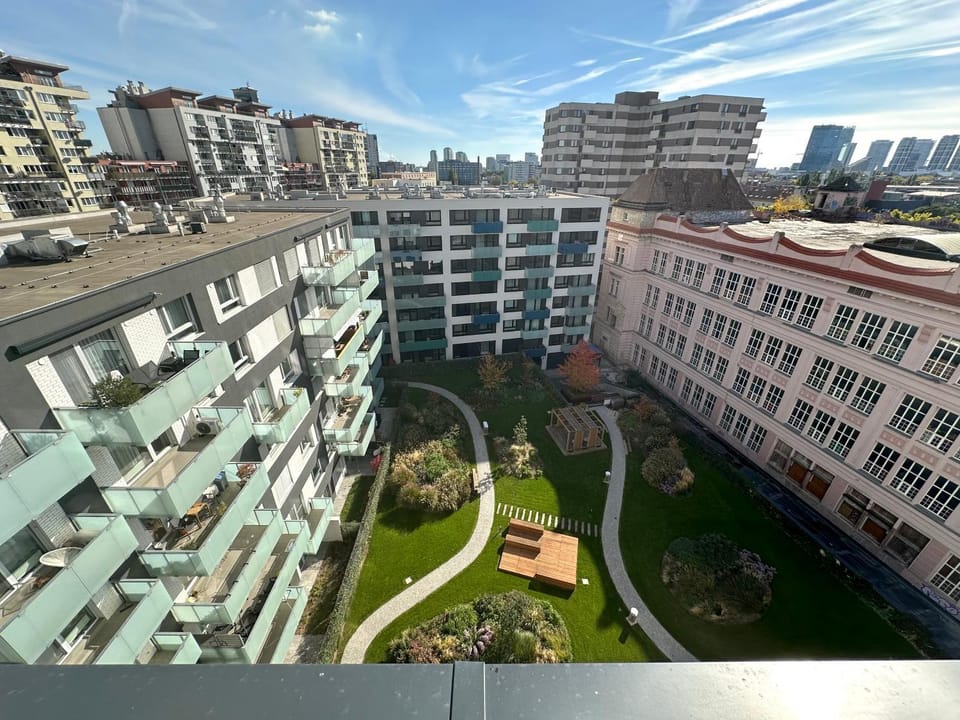 View (from property/room), City view