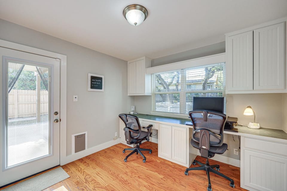 Work, Explore and Unwind Convenient San Antonio Gem House in San Antonio