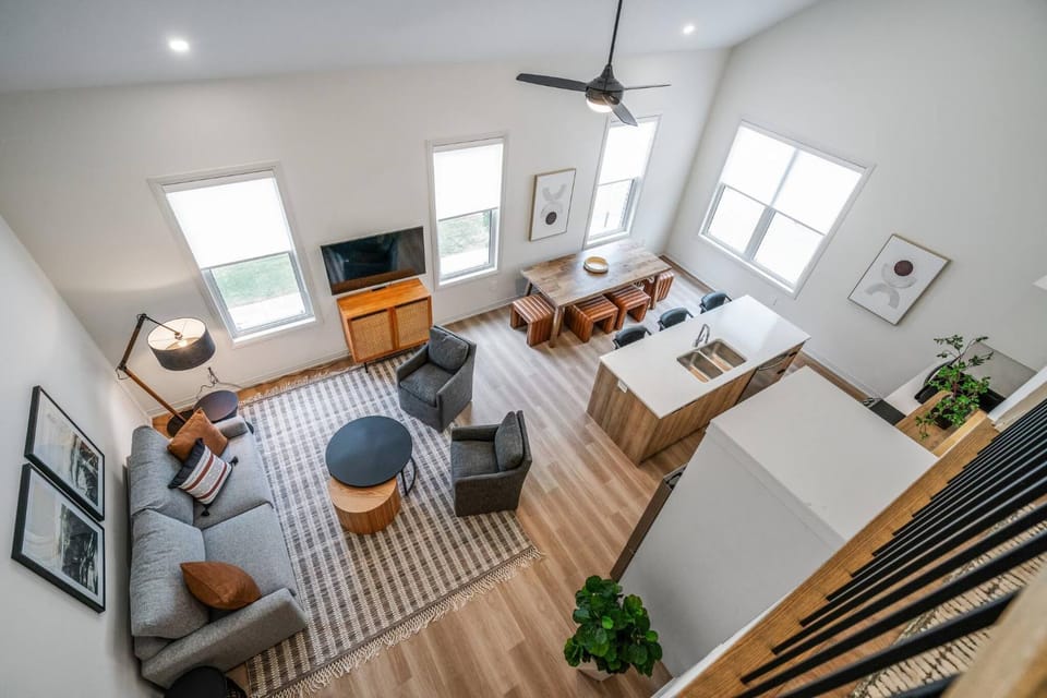 TV and multimedia, Living room, Photo of the whole room, Seating area