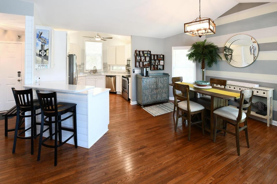 Raycliff at the Beach House in Surfside Beach