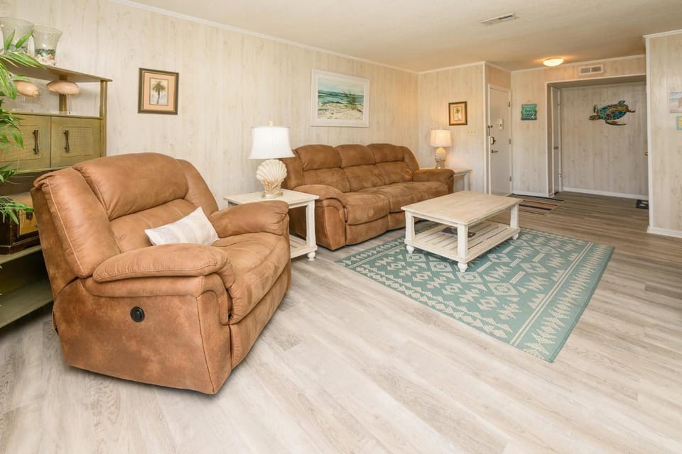 Floral Villa E17 House in Surfside Beach