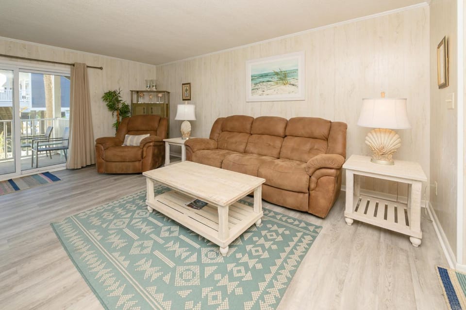 Floral Villa E17 House in Surfside Beach