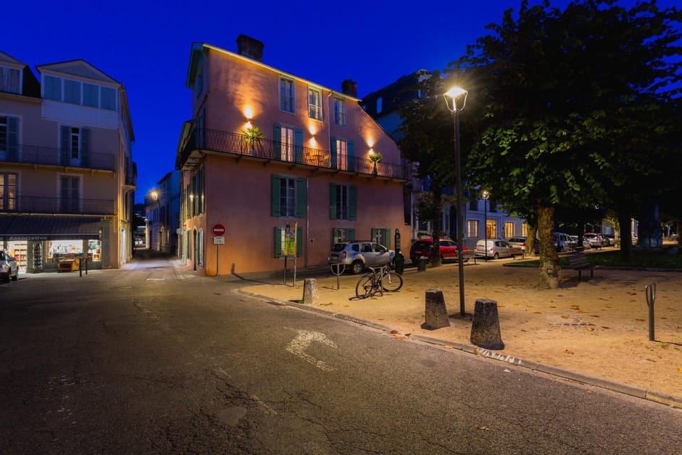 3 pièces d'architecte 2 chambres Terrasse Apartment in Occitanie