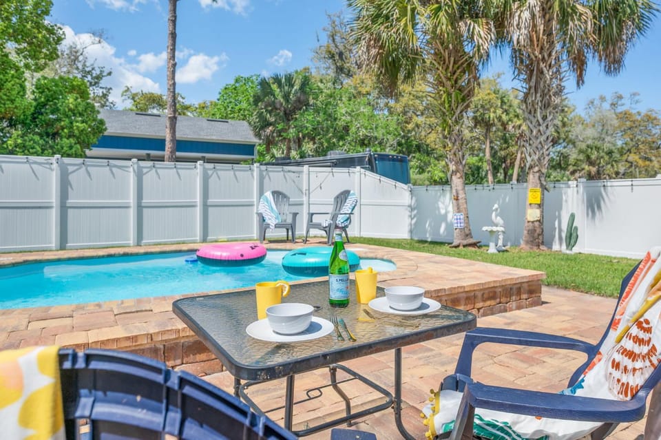 BR with Private Pool Near Downtown & Beach House in Vilano Beach