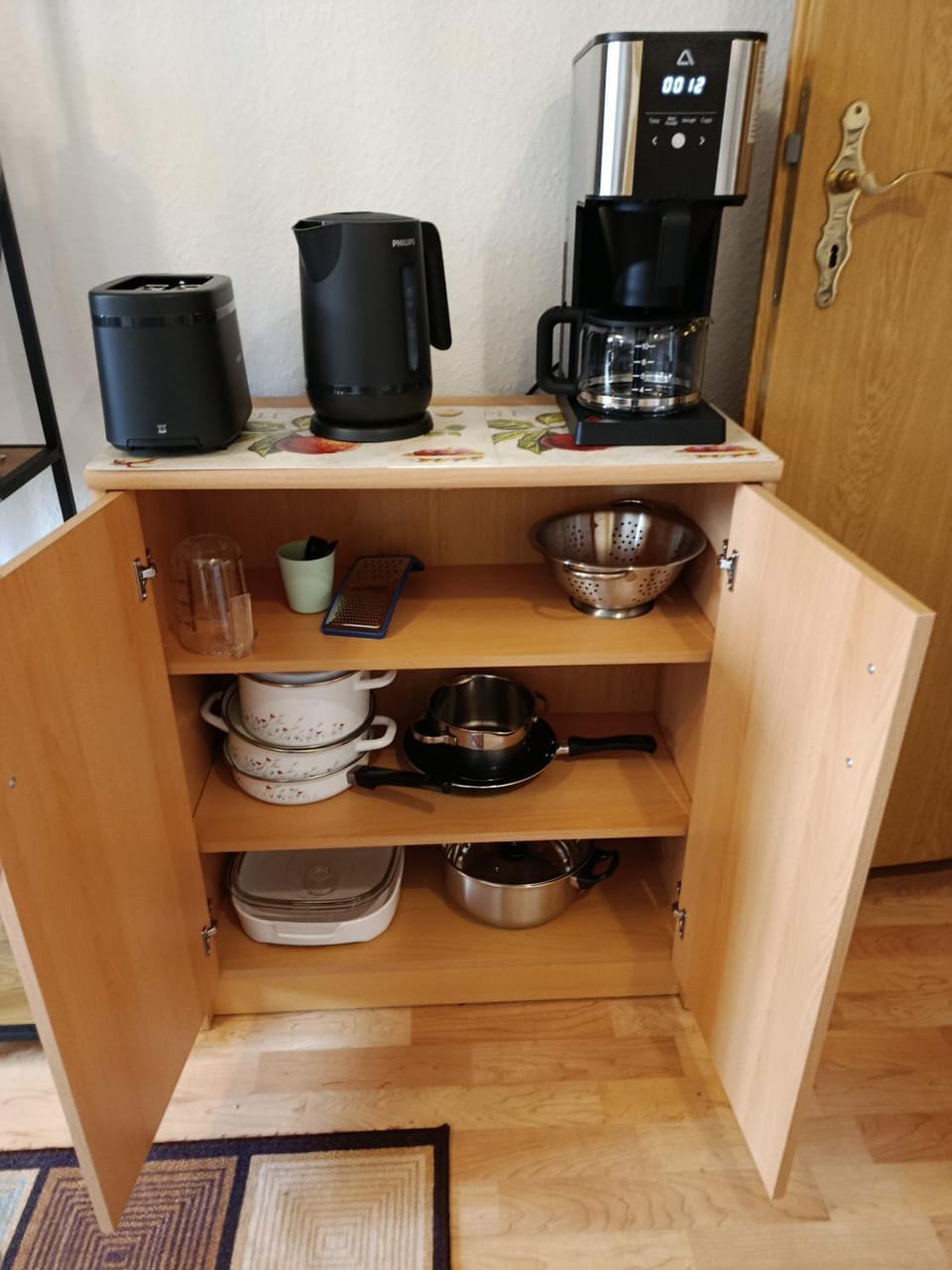 Klein, aber fast alles vorhanden, ideal für 2 Pers Apartment in Freiberg