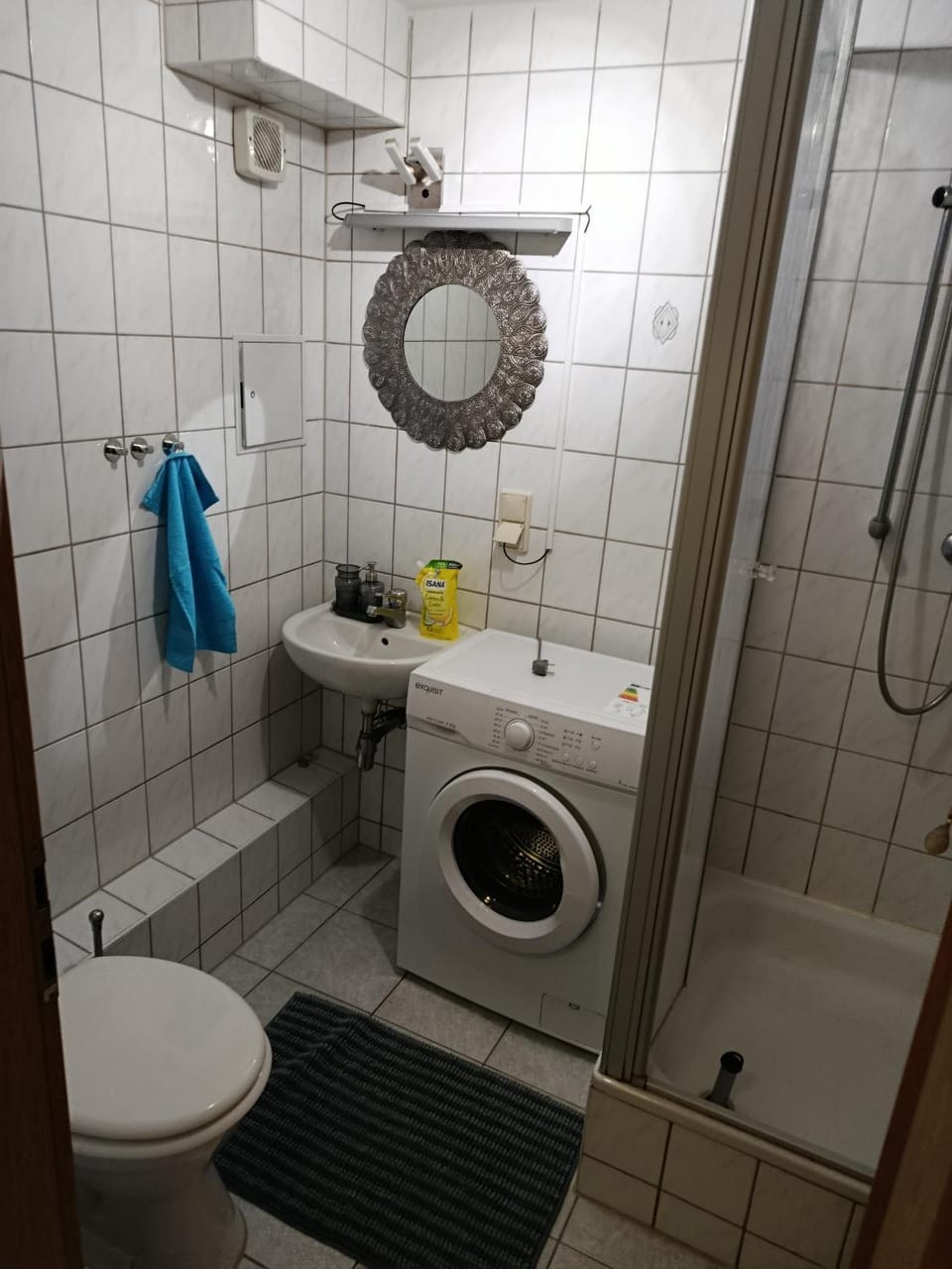 Klein, aber fast alles vorhanden, ideal für 2 Pers Apartment in Freiberg