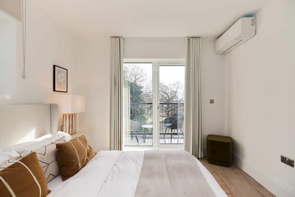 2-Bed Apartments a Short Walk to Wembley Stadium Apartment in Wembley