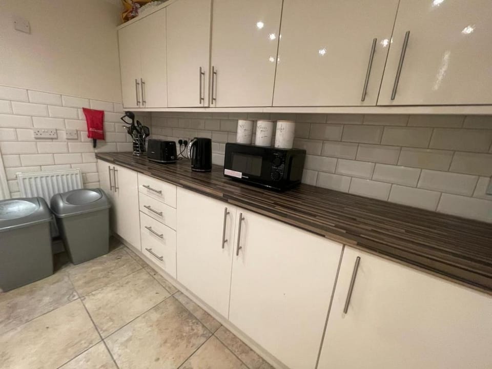 Entire house - 5 bedroom - Southampton City Centre House in Southampton