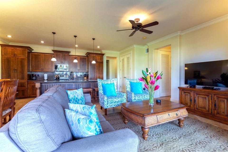 3BR3BA Villa, AC, 5 Minute Walk To Poipu Beach House in Poipu