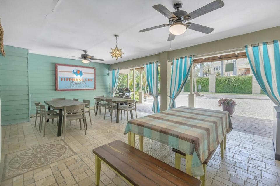 Gertrude Apartment in Florida