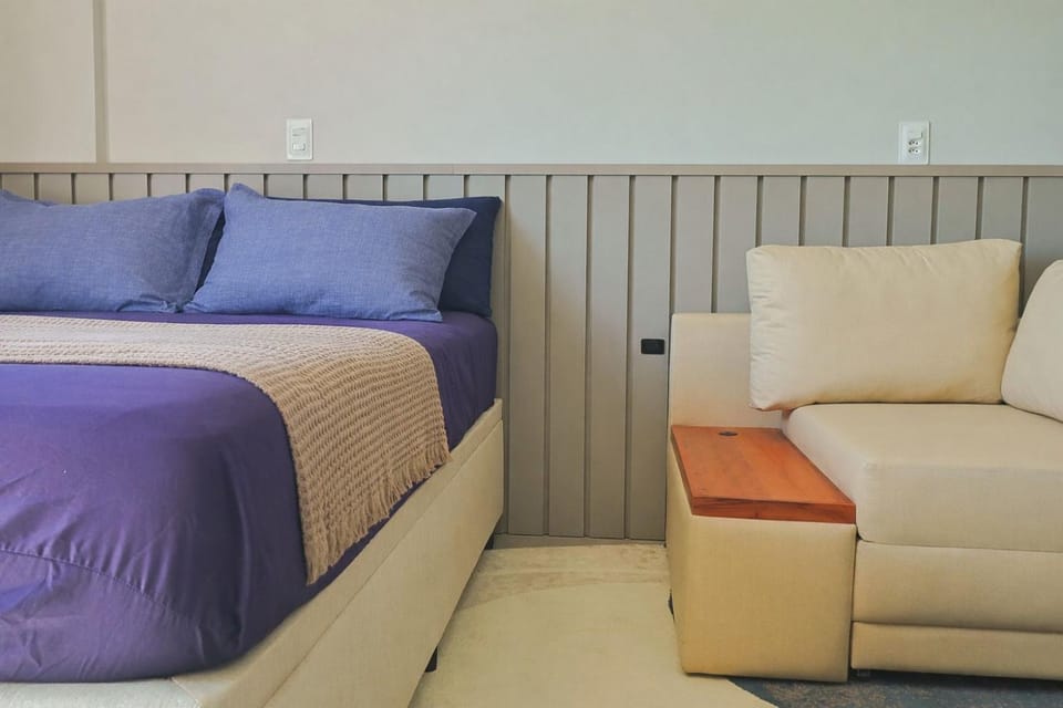 Bed, Living room, Bedroom