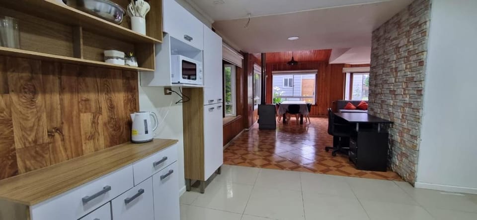 Casa en el centro de llanquihue, hasta 12 personas House in Los Lagos, Chile