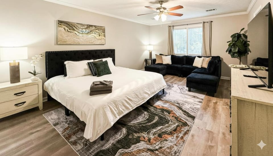 Bed, Bedroom