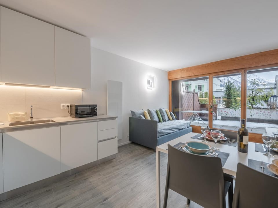 Appartement avec terrasse au centre, parking, 4 pers. Apartment in Chamonix