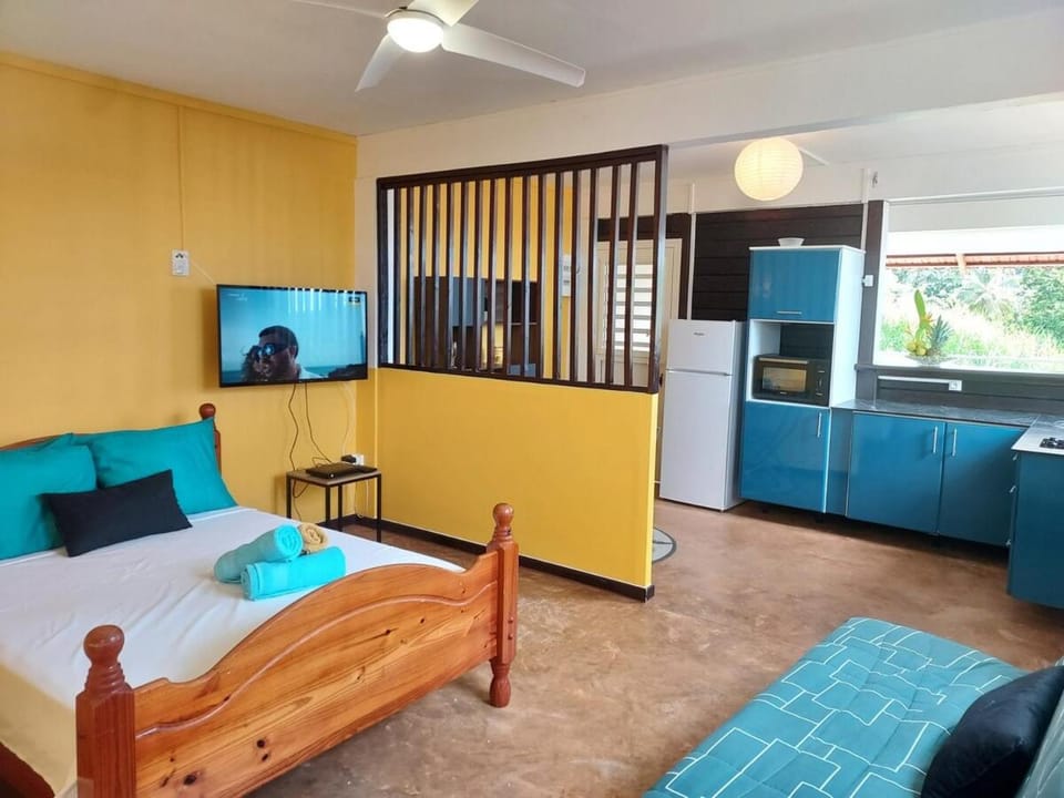 Bed, TV and multimedia