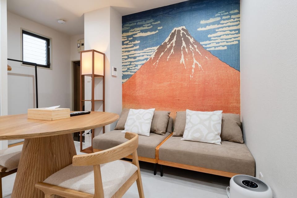 Living room, Dining area