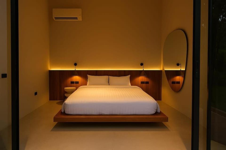 Bed, Photo of the whole room, Bedroom, air conditioner