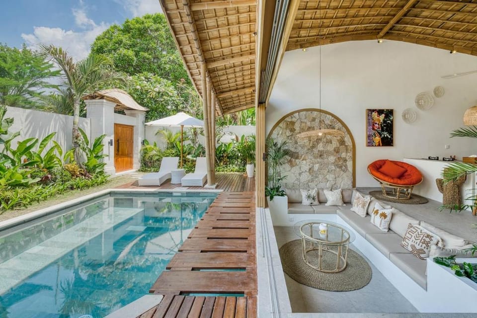 Damai Villa 2BR Modern Tropical Escape in Canggu Villa in North Kuta