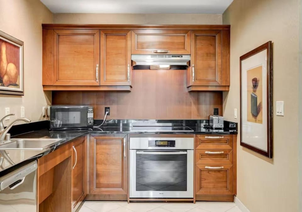 34th Floor Lux 2BR Suite at MGM Signature Apartment hotel in Las Vegas Strip