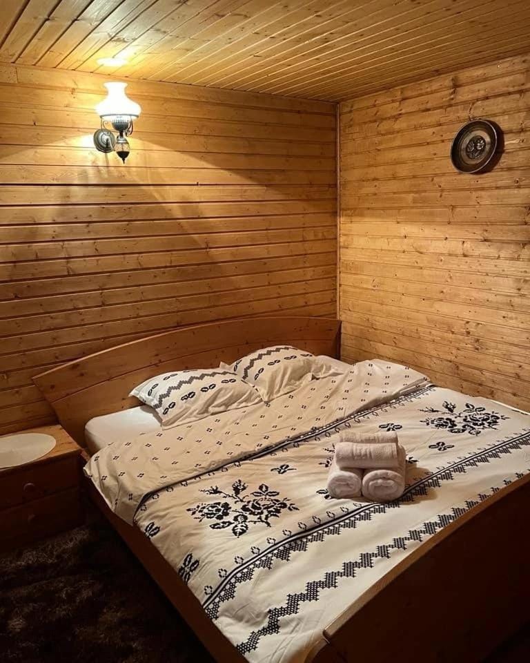 Rustic Haven Chalet in Cluj County