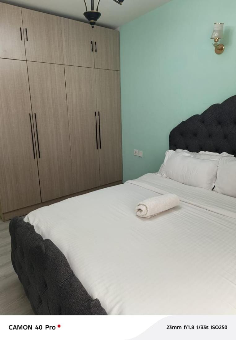 Spacious 2 bedroom furnished in Kilimani Apartment in Nairobi County
