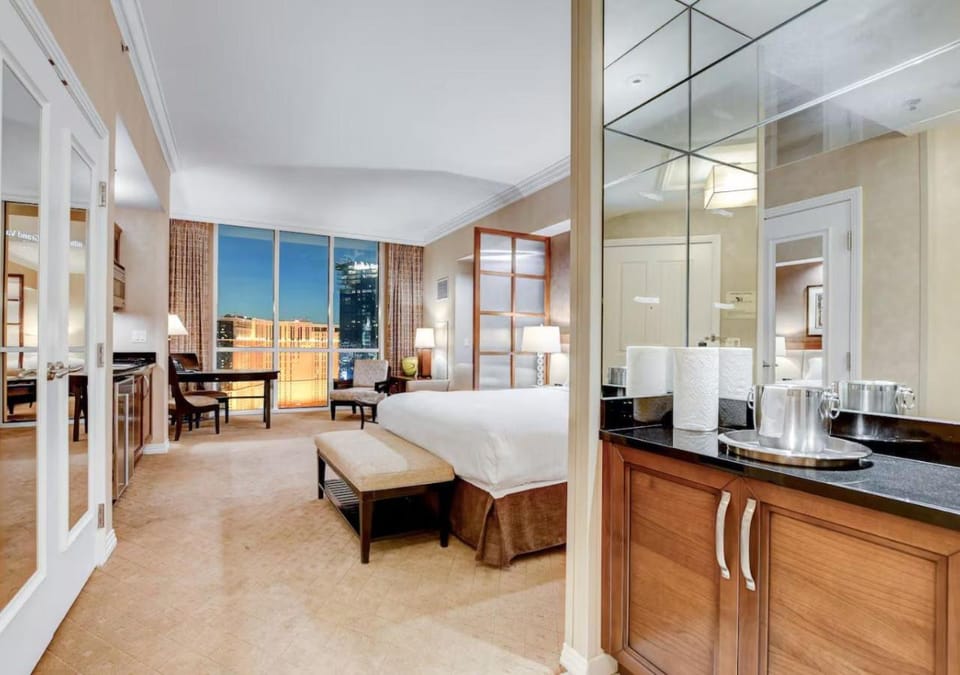 30th Floor Strip Views MGM Signature Apartment hotel in Las Vegas Strip