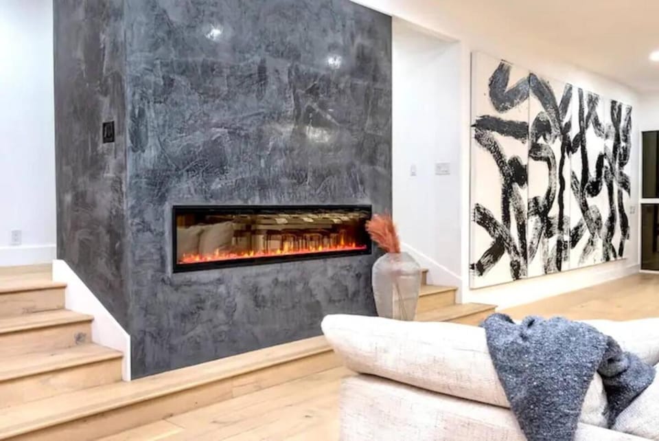 Mountain Views, Pool, Spa & Serenity Stargate Apartment in Yucca Valley