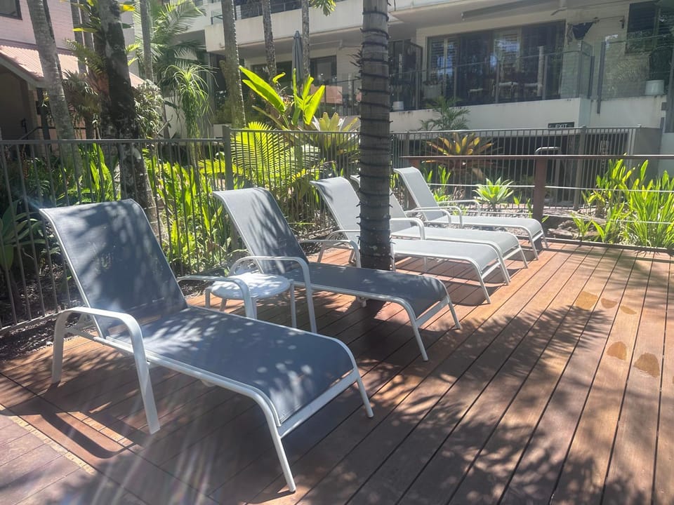 Bright Ocean Horizon Escape Apartment in Noosa Heads
