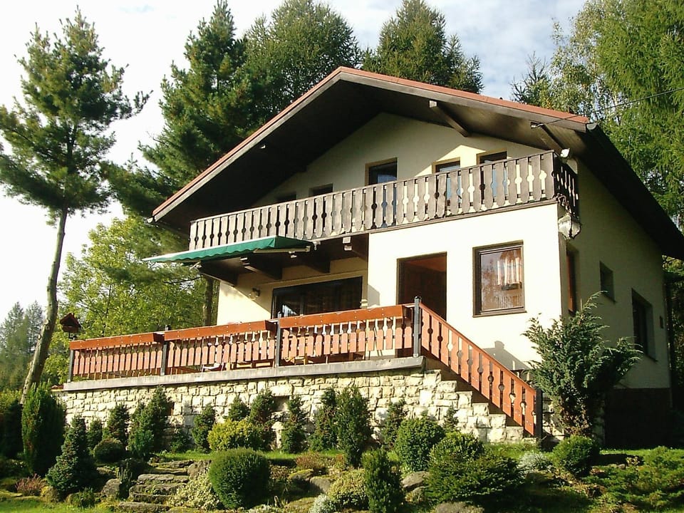 Property building, Garden view