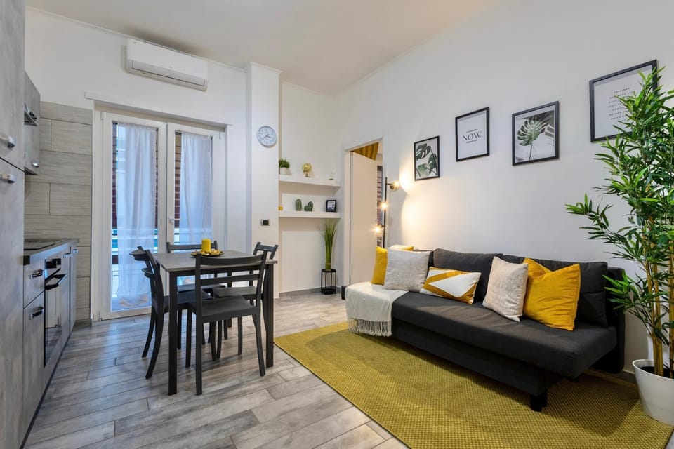 Kitchen or kitchenette, Living room, Dining area, air conditioner