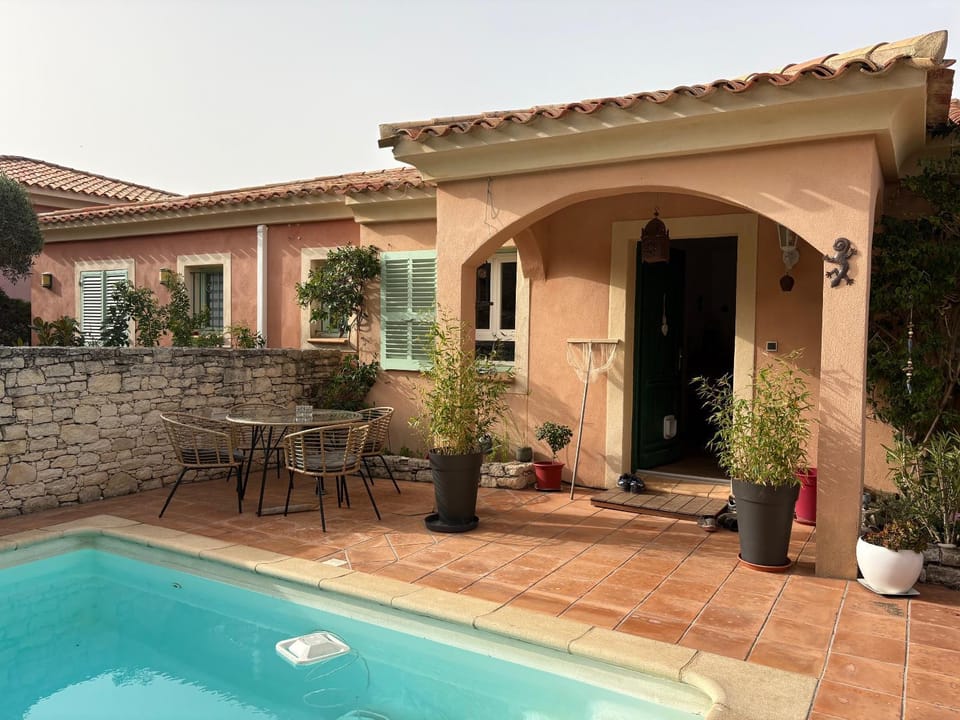 Property building, Patio
