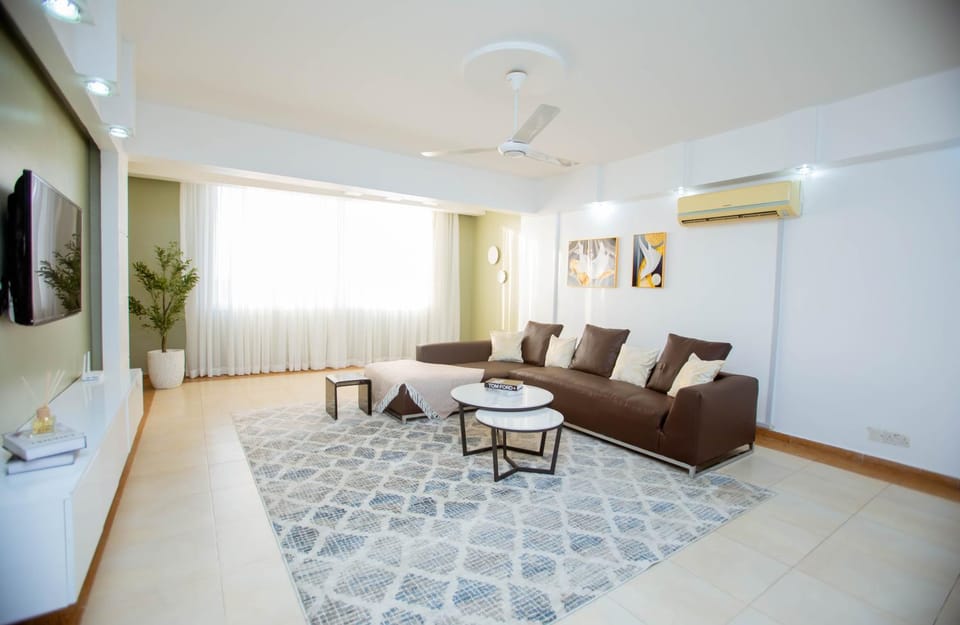 TV and multimedia, Seating area