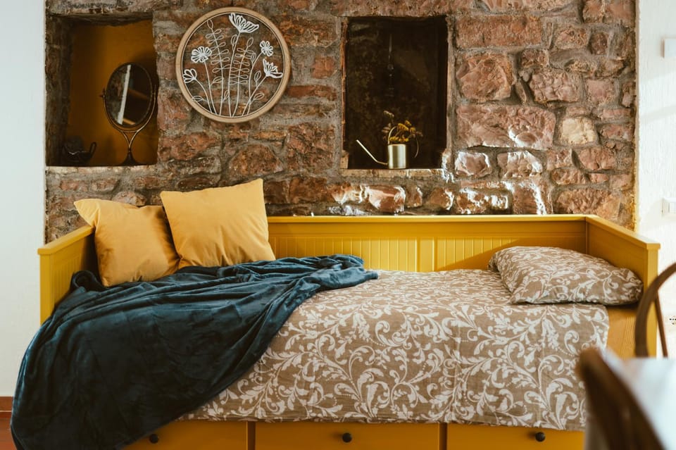 Living room, Photo of the whole room