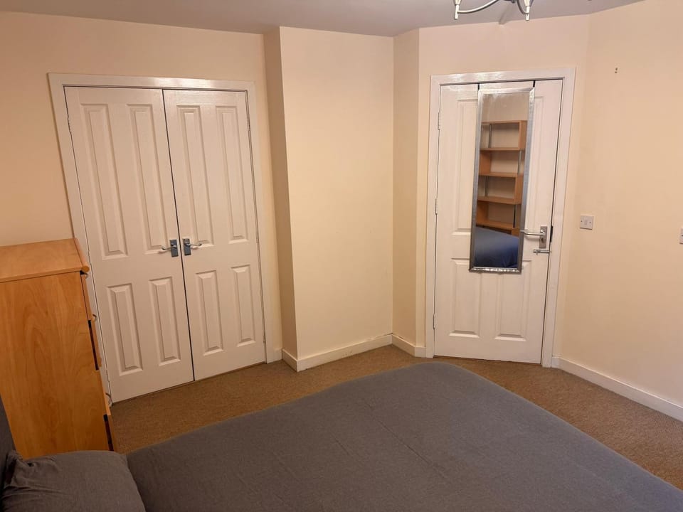 Valley View Guest House Bed and Breakfast in Newcastle-under-Lyme