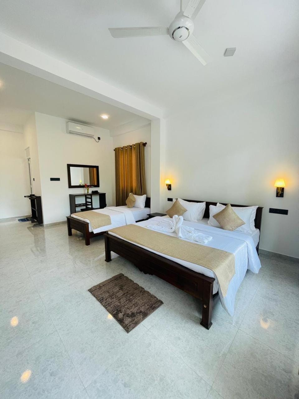 Photo of the whole room, Bedroom, air conditioner