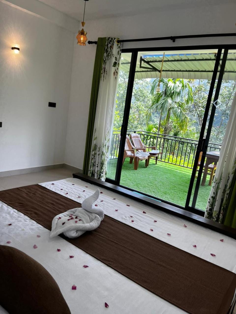 Bed, View (from property/room), Balcony/Terrace, Bedroom