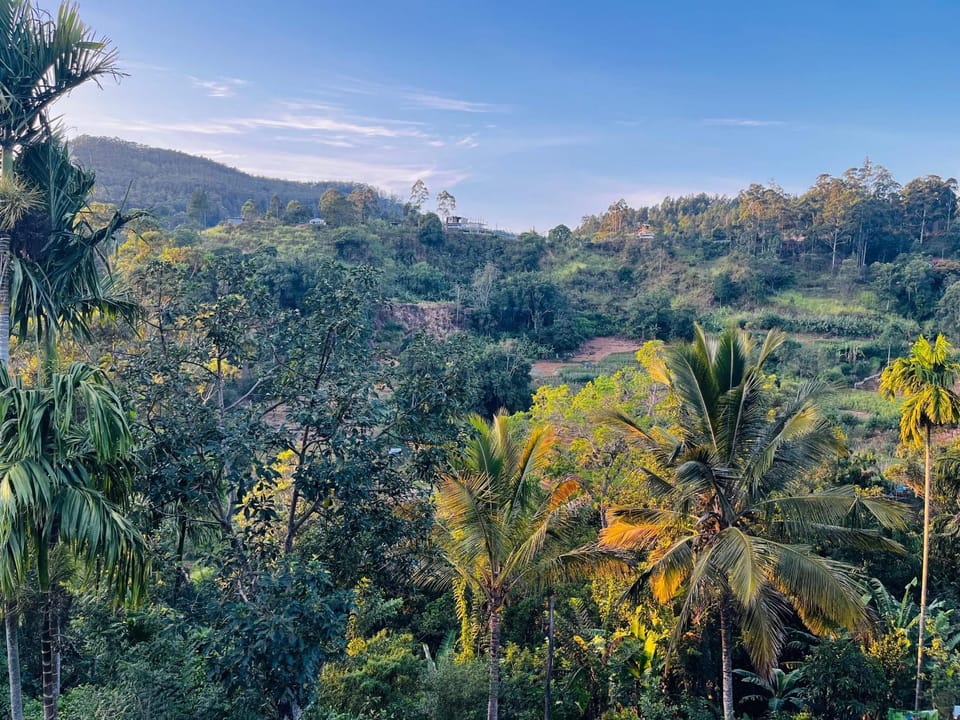 Nearby landmark, Day, Natural landscape