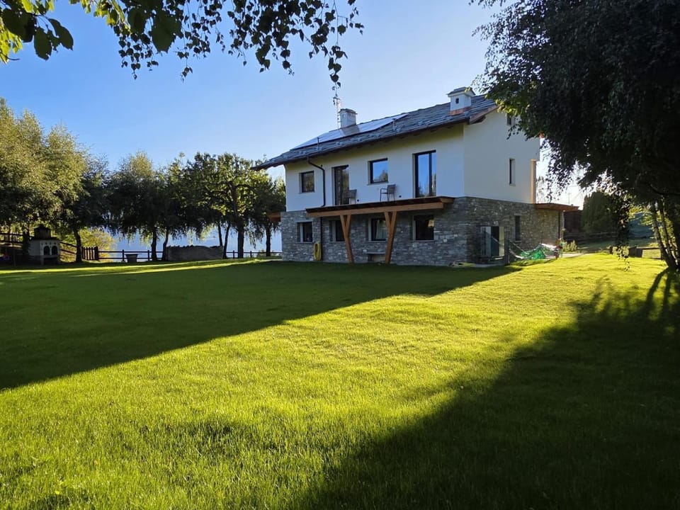 Property building, Garden, Garden view