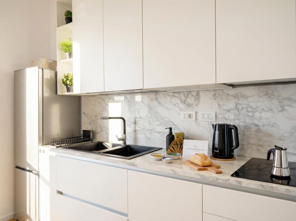 MareVista - Private Garden & Parking Apartment in Bari
