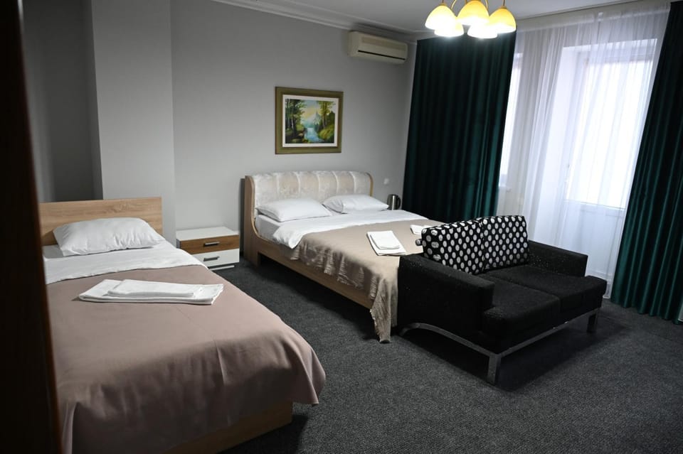 Bed, Photo of the whole room