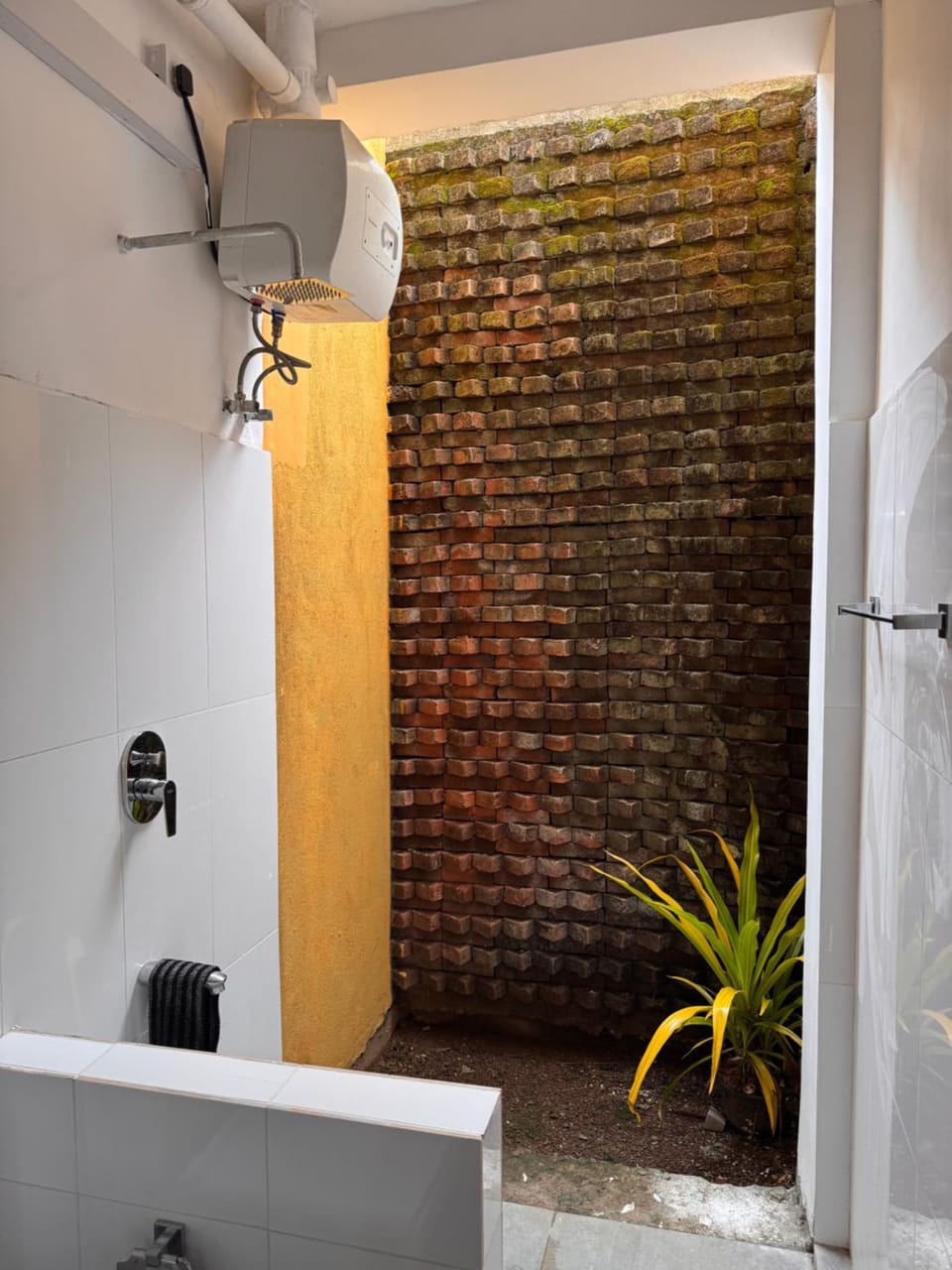 Tusker Cottage Vacation rental in Western Province