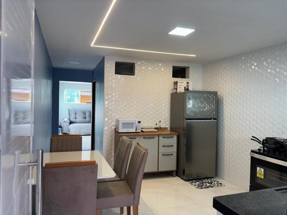 Kitchen or kitchenette, oven